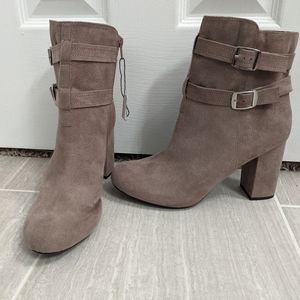 Christian Siriano Taupe/Tan Booties